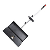 Лопата-Скрепер Снеговая пластмасовая  `Praktische` с металлическим черенком и V-ручка 500х360 мм