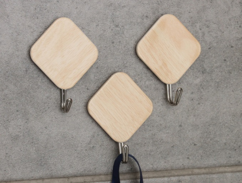 4587442 Крючки самоклеящиеся Доляна «Ромб», 3 шт., светлое дерево