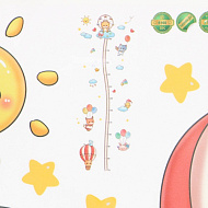 Наклейка пластик интерьерная цветная ростомер "Зверята в облаках" 45х60 см.